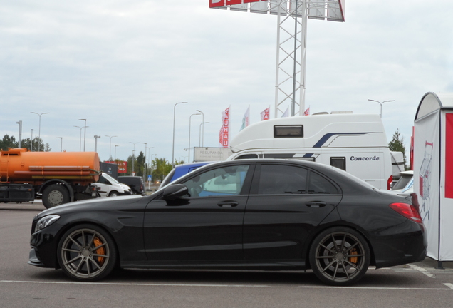 Mercedes-AMG C 63 S W205