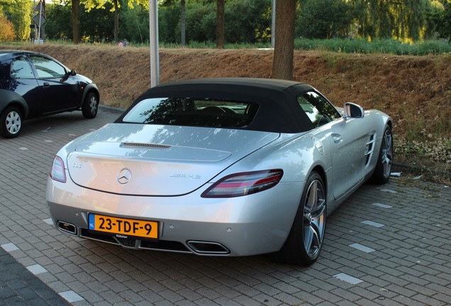 Mercedes-Benz SLS AMG Roadster