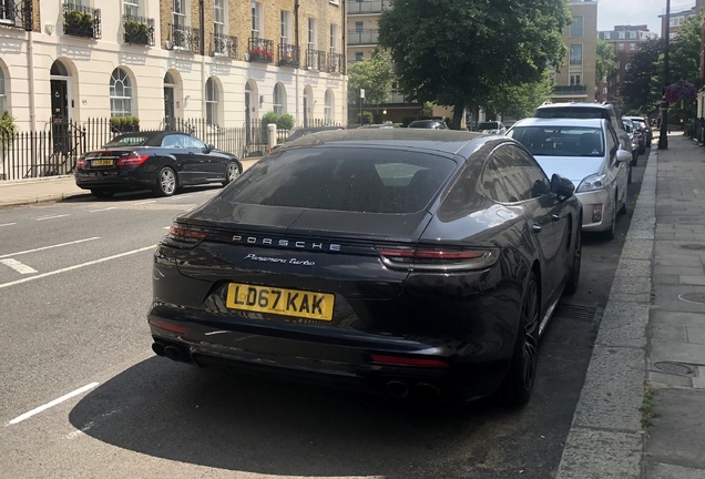 Porsche 971 Panamera Turbo