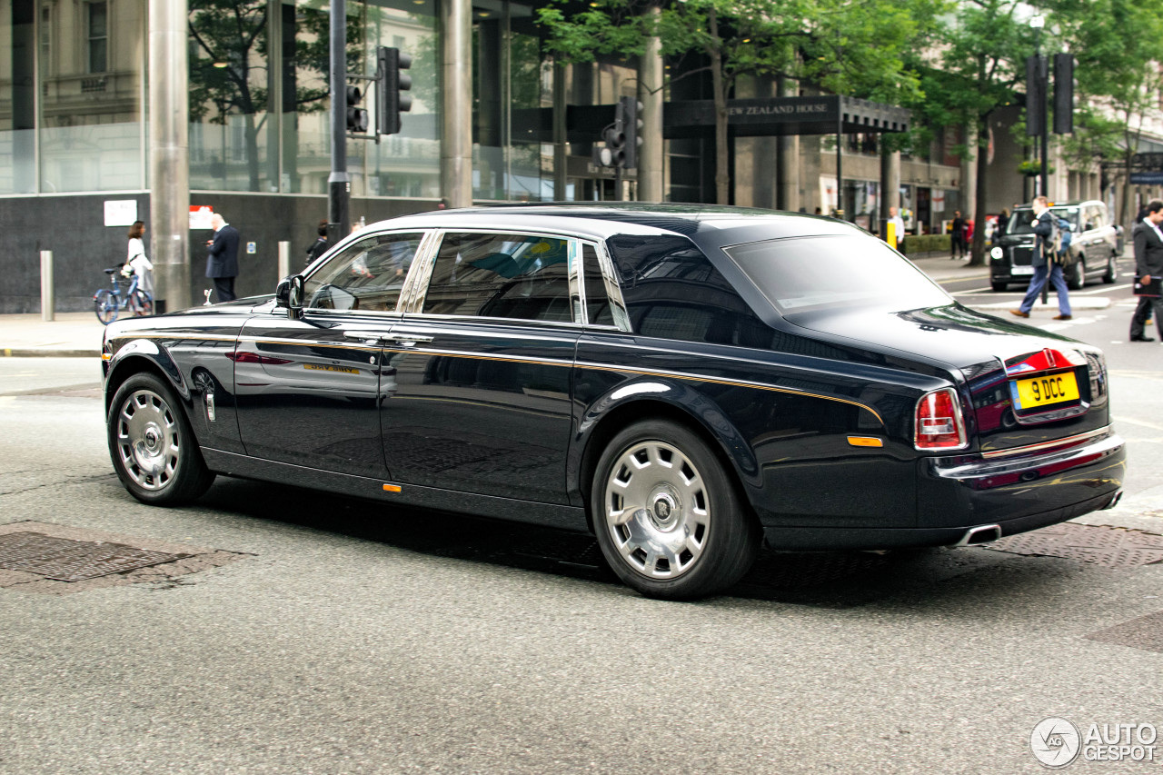 Rolls-Royce Phantom EWB Series II