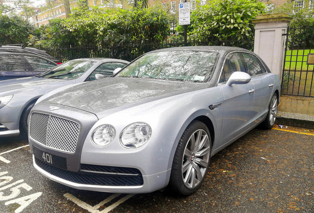 Bentley Flying Spur V8