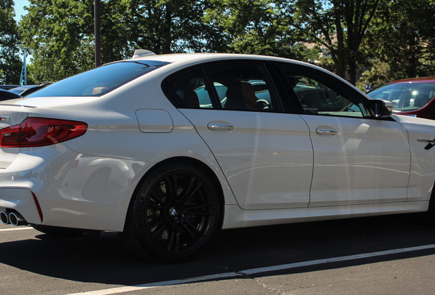 BMW M5 F90