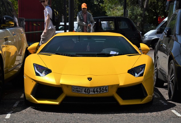 Lamborghini Aventador LP700-4