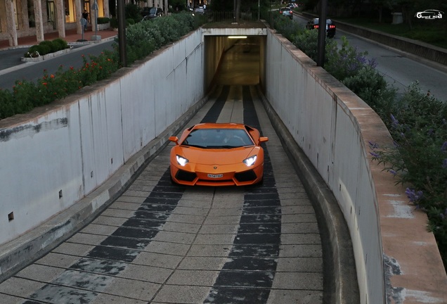 Lamborghini Aventador LP700-4