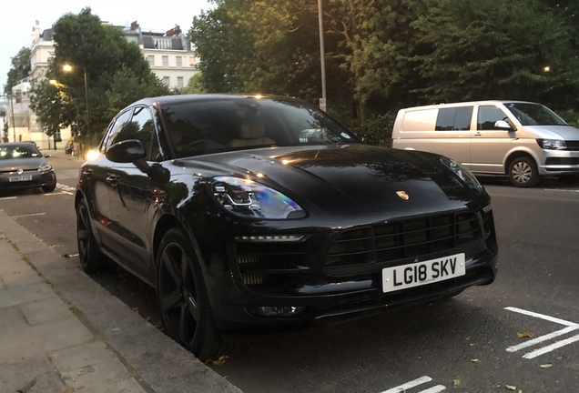 Porsche 95B Macan GTS