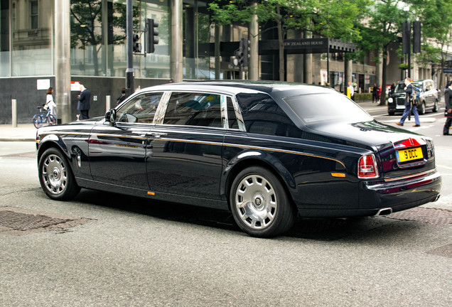 Rolls-Royce Phantom EWB Series II