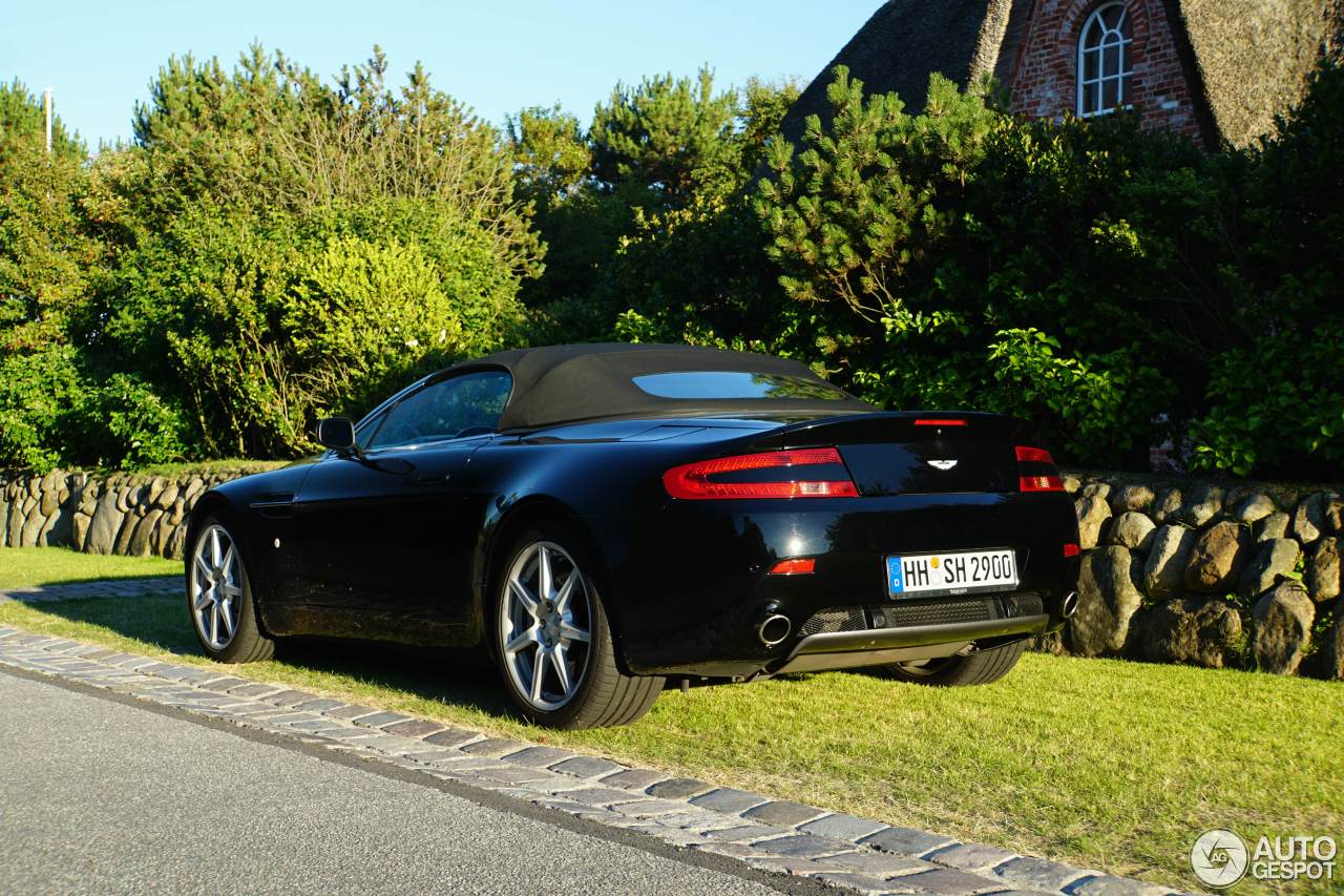 Aston Martin V8 Vantage Roadster