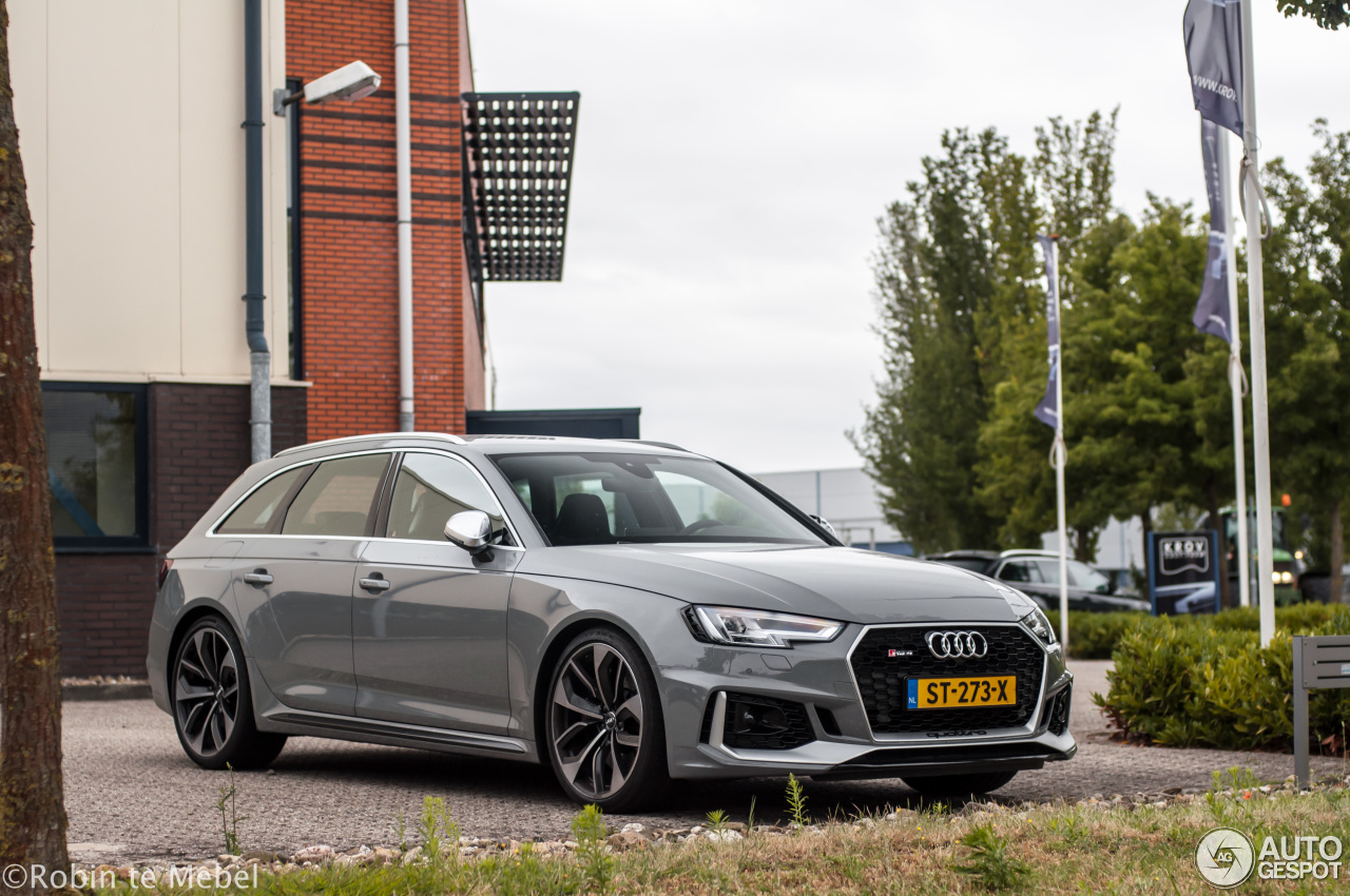 Audi RS4 Avant B9