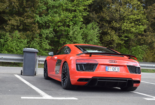 Audi R8 V10 Plus 2015