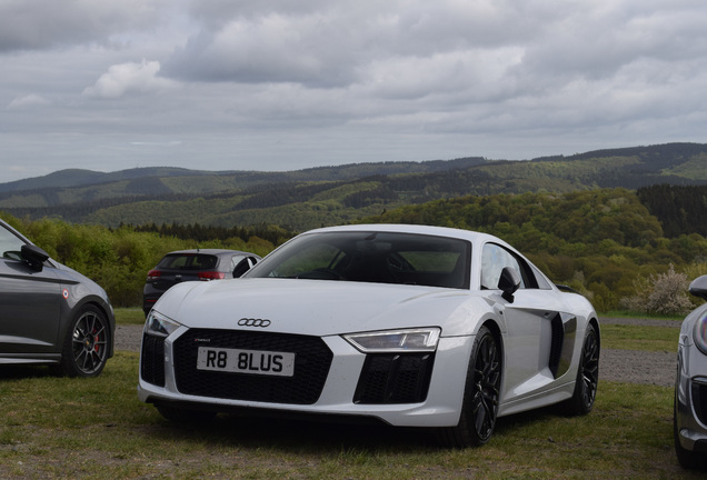 Audi R8 V10 Plus 2015