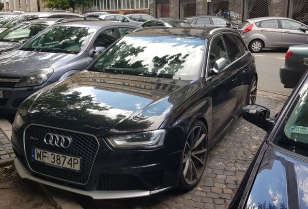 Audi RS4 Avant B8