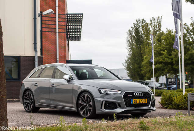 Audi RS4 Avant B9