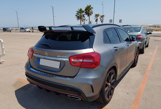 Mercedes-Benz GLA 45 AMG Edition 1