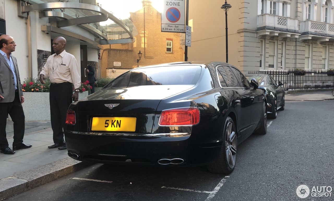 Bentley Flying Spur V8