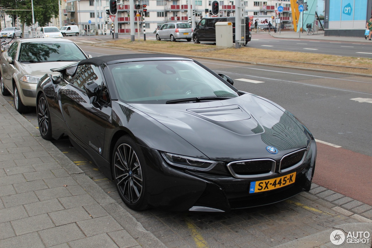 BMW i8 Roadster