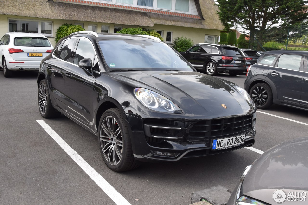 Porsche 95B Macan Turbo