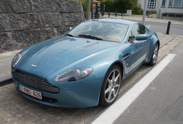 Aston Martin V8 Vantage