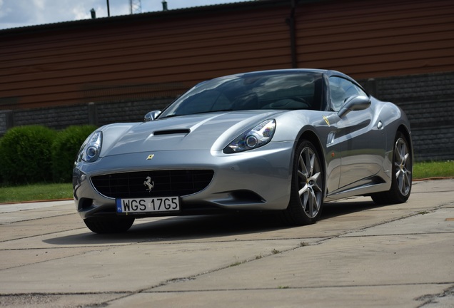 Ferrari California