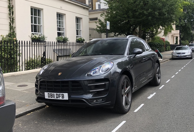 Porsche 95B Macan Turbo