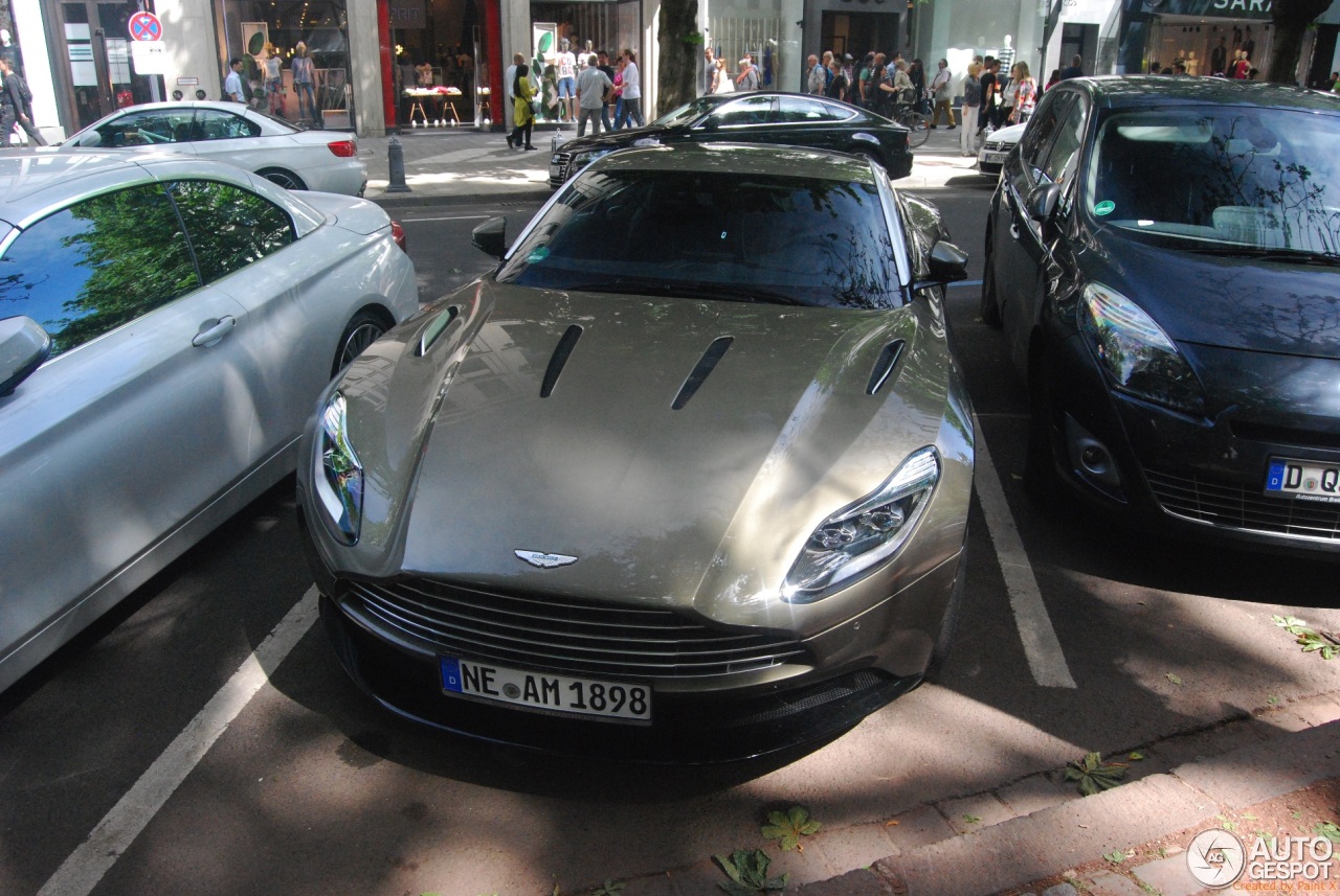 Aston Martin DB11