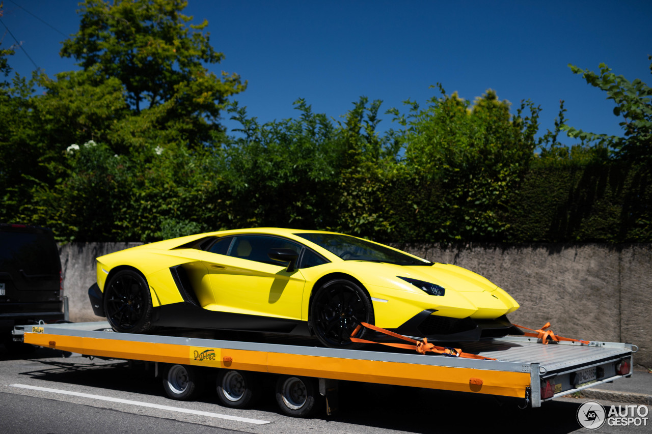 Lamborghini Aventador LP720-4 50° Anniversario