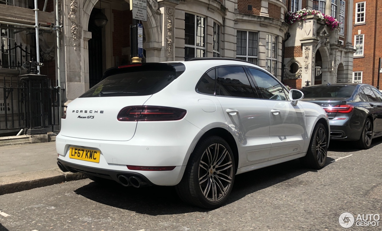 Porsche 95B Macan GTS