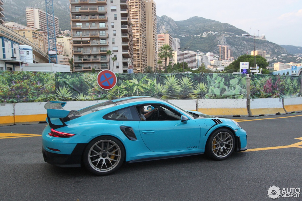 Porsche 991 GT2 RS Weissach Package