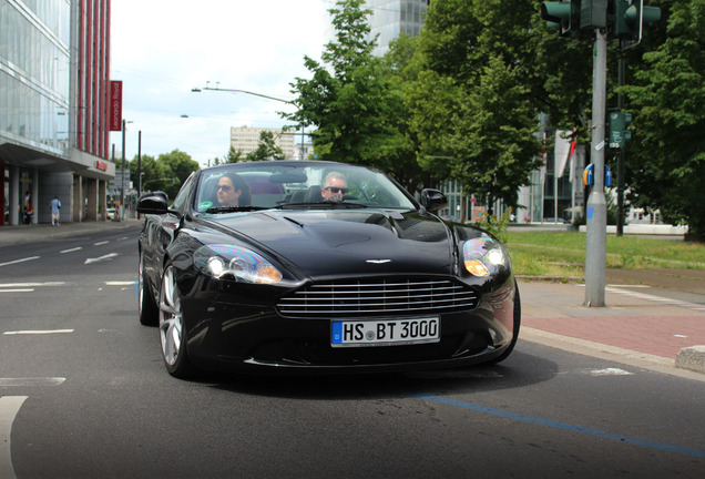 Aston Martin DB9 Volante 2010