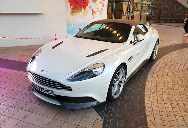 Aston Martin Vanquish Volante