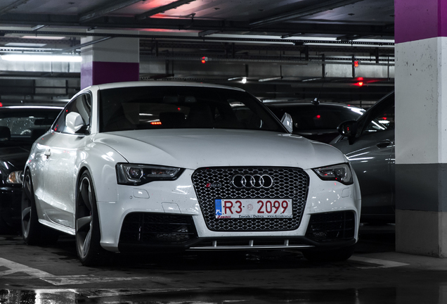 Audi RS5 B8 2012