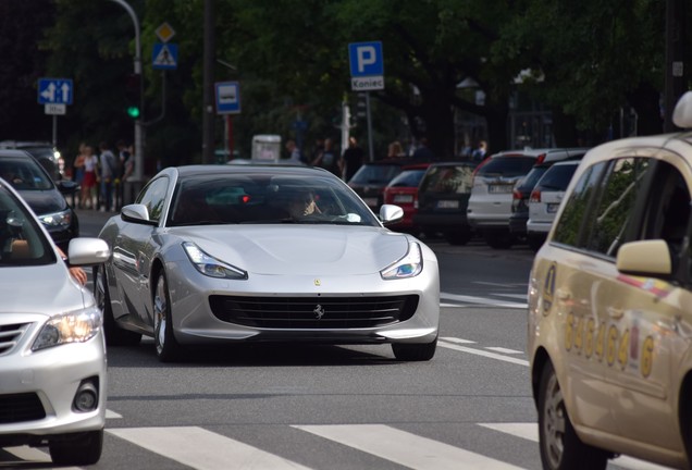 Ferrari GTC4Lusso