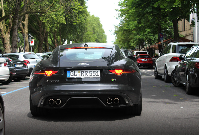 Jaguar F-TYPE R Coupé 2017