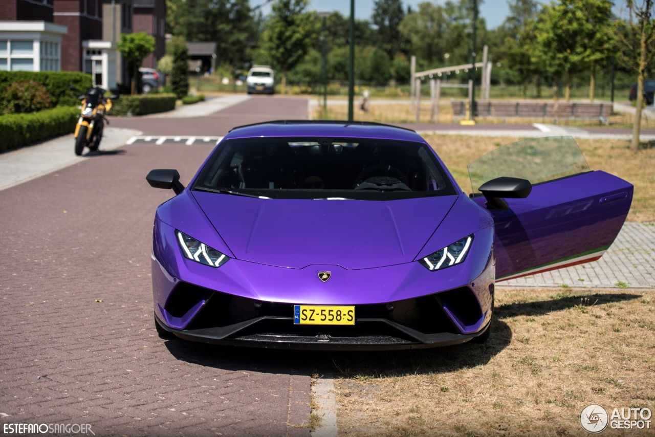 Lamborghini Huracán LP640-4 Performante