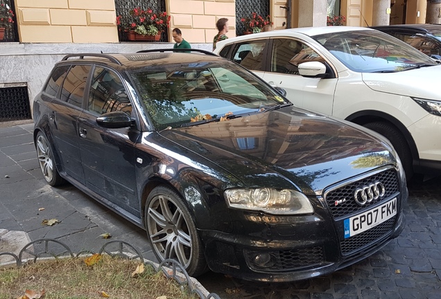 Audi RS4 Avant B7