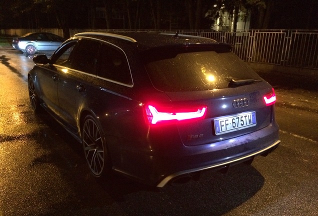 Audi RS6 Avant C7 2015