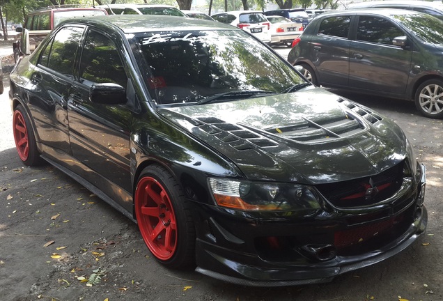 Mitsubishi Lancer Evolution IX GSR