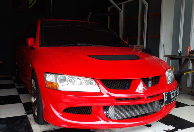 Mitsubishi Lancer Evolution VIII MR