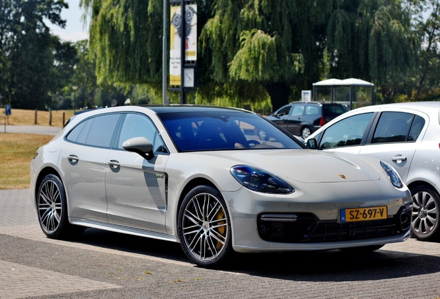 Porsche 971 Panamera Turbo S E-Hybrid Sport Turismo