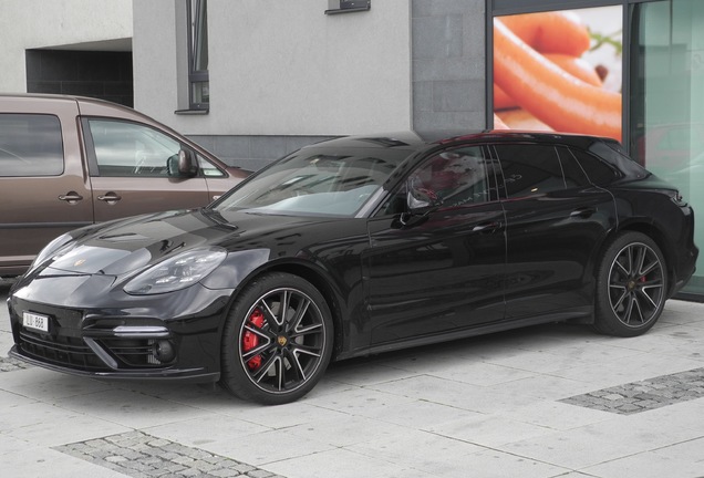 Porsche 971 Panamera Turbo Sport Turismo