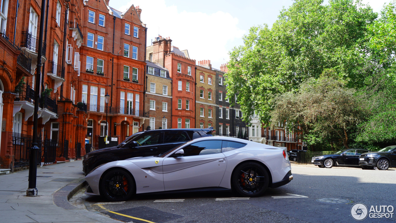 Ferrari F12berlinetta Novitec Rosso