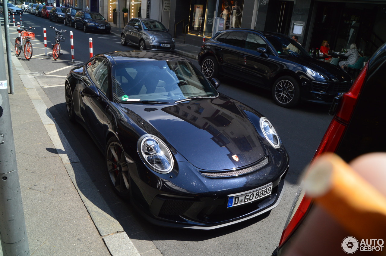 Porsche 991 GT3 Touring