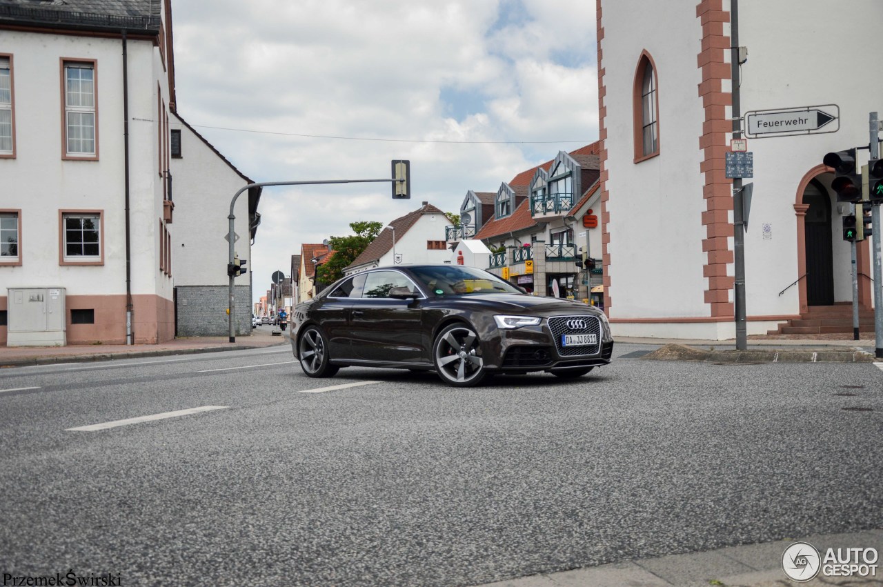 Audi RS5 B8 2012