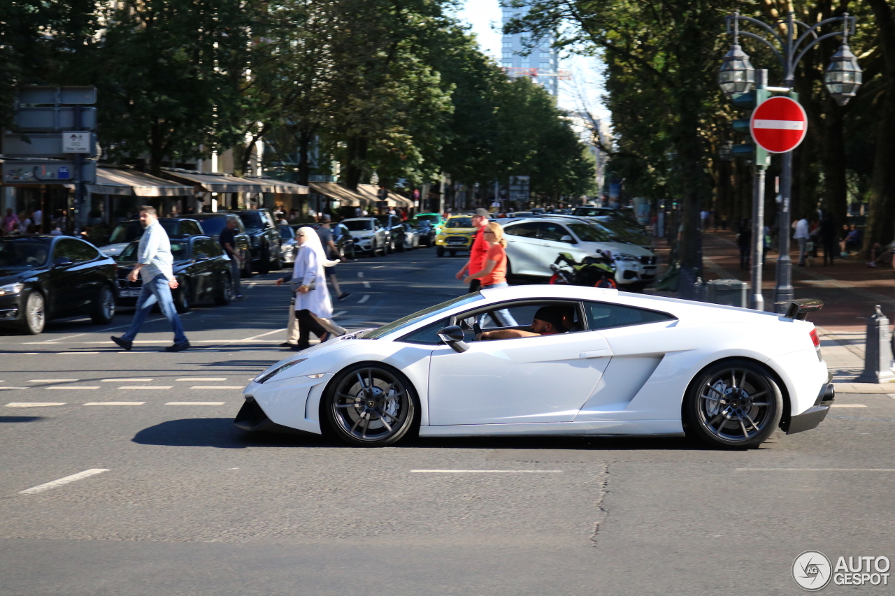 Lamborghini Gallardo LP570-4 Superleggera