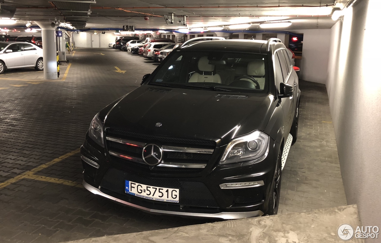 Mercedes-Benz GL 63 AMG X166