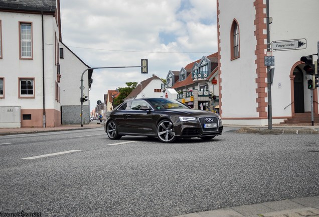 Audi RS5 B8 2012