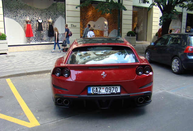 Ferrari GTC4Lusso