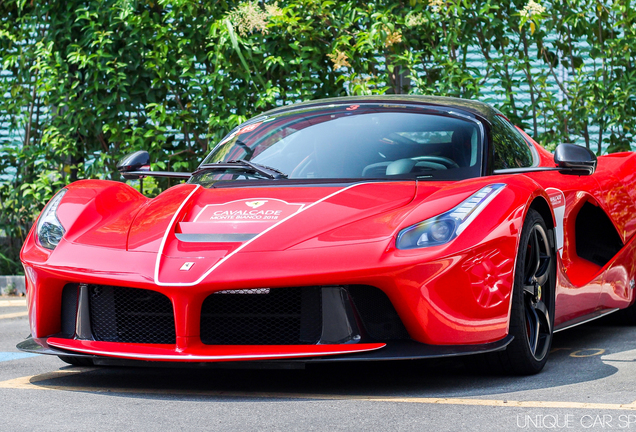 Ferrari LaFerrari Aperta