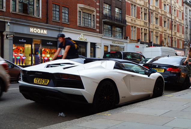 Lamborghini Aventador S LP740-4 Roadster