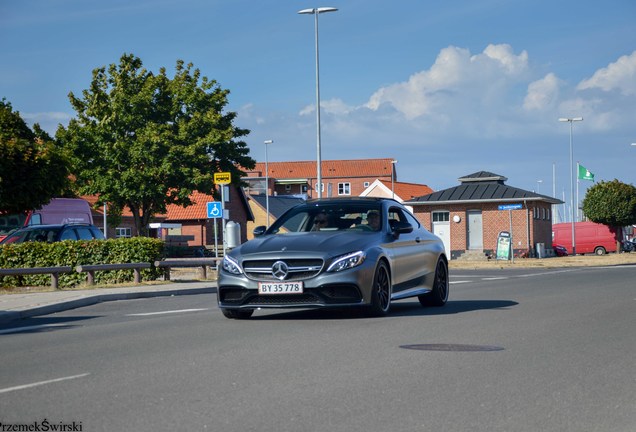 Mercedes-AMG C 63 S Coupé C205