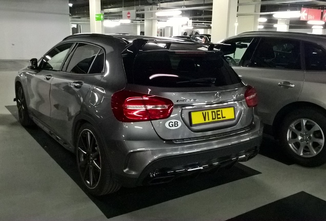 Mercedes-AMG GLA 45 X156